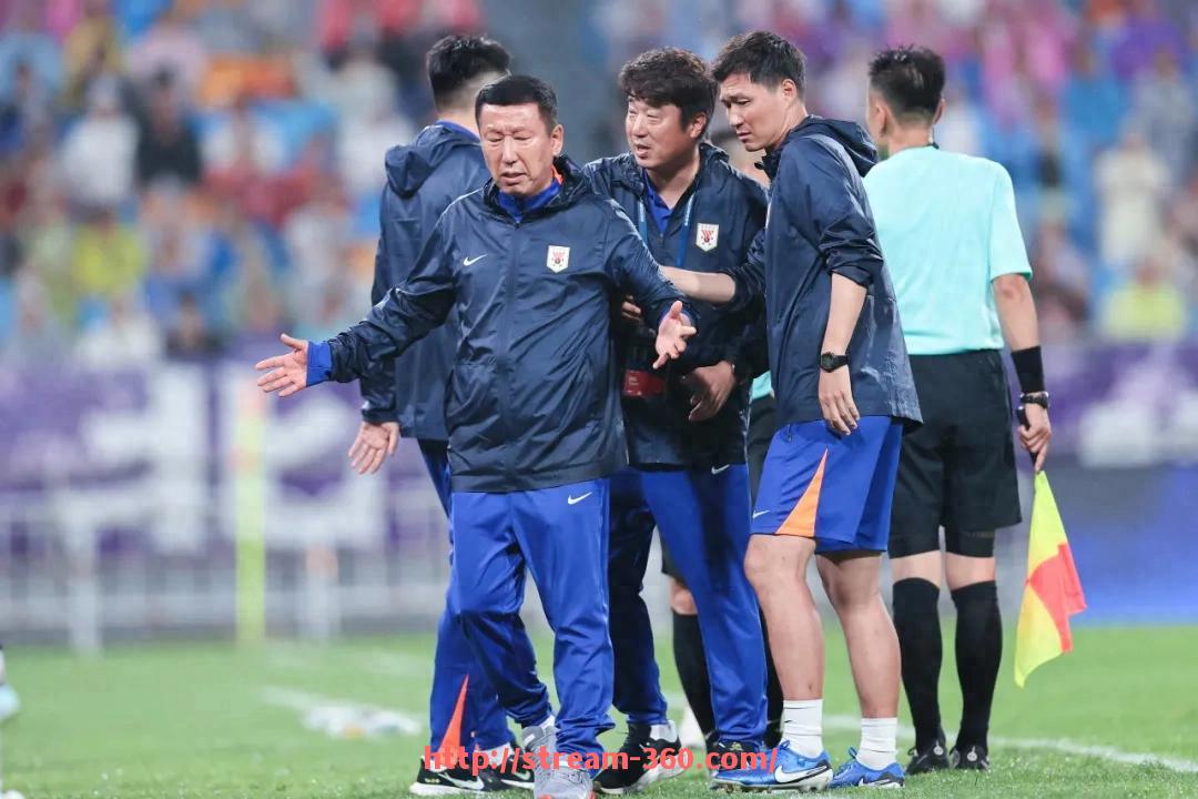 360直播-2021年东部决赛老鹰凭借特雷·杨的爆发力逆袭76人